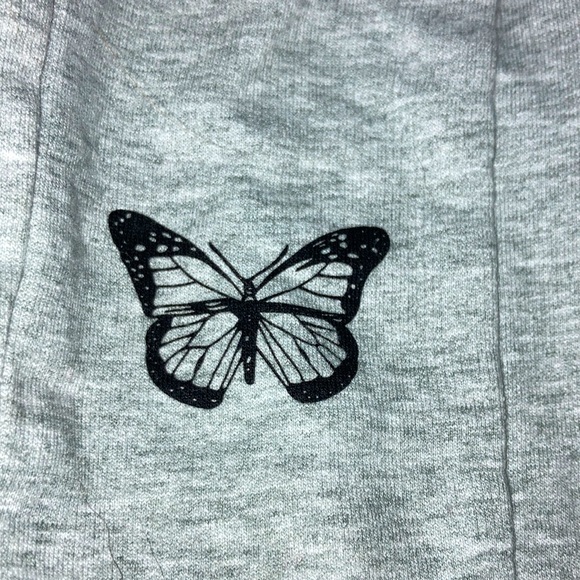 Butterfly sweatpants - Picture 2 of 4